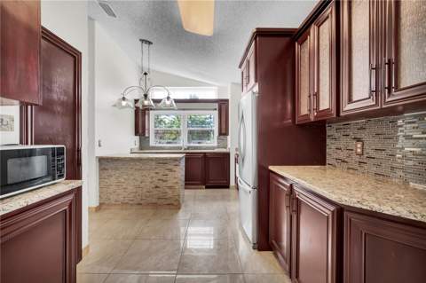 12315 Kenton Court, Orlando FL - photo 6 of 6