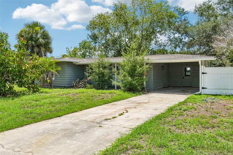4 bedroom Single Family Residence at 520 Fairfax Lane, Apollo Beach Unit One Pt One, Apollo Beach — photo 1