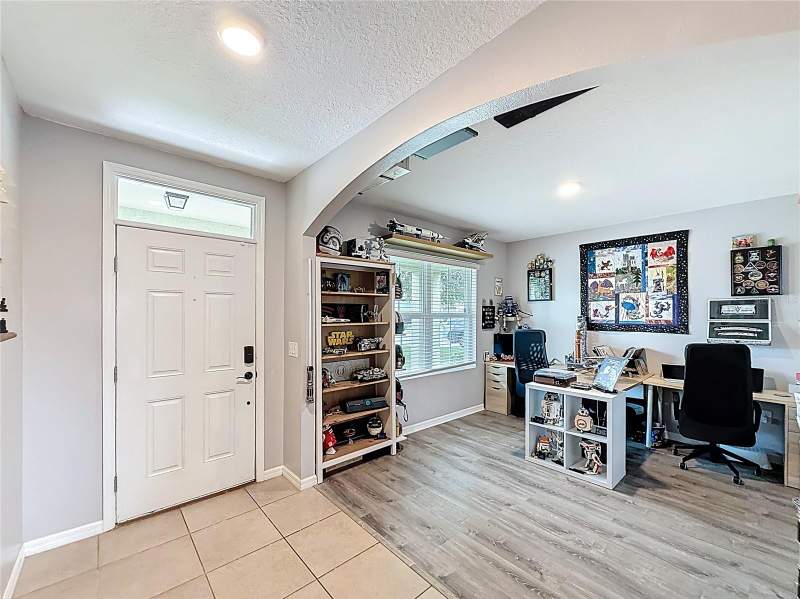 5 bedroom Single Family Residence at 3689 Maidencain Street, Sawgrass Bay Ph 2A, Clermont — photo 2