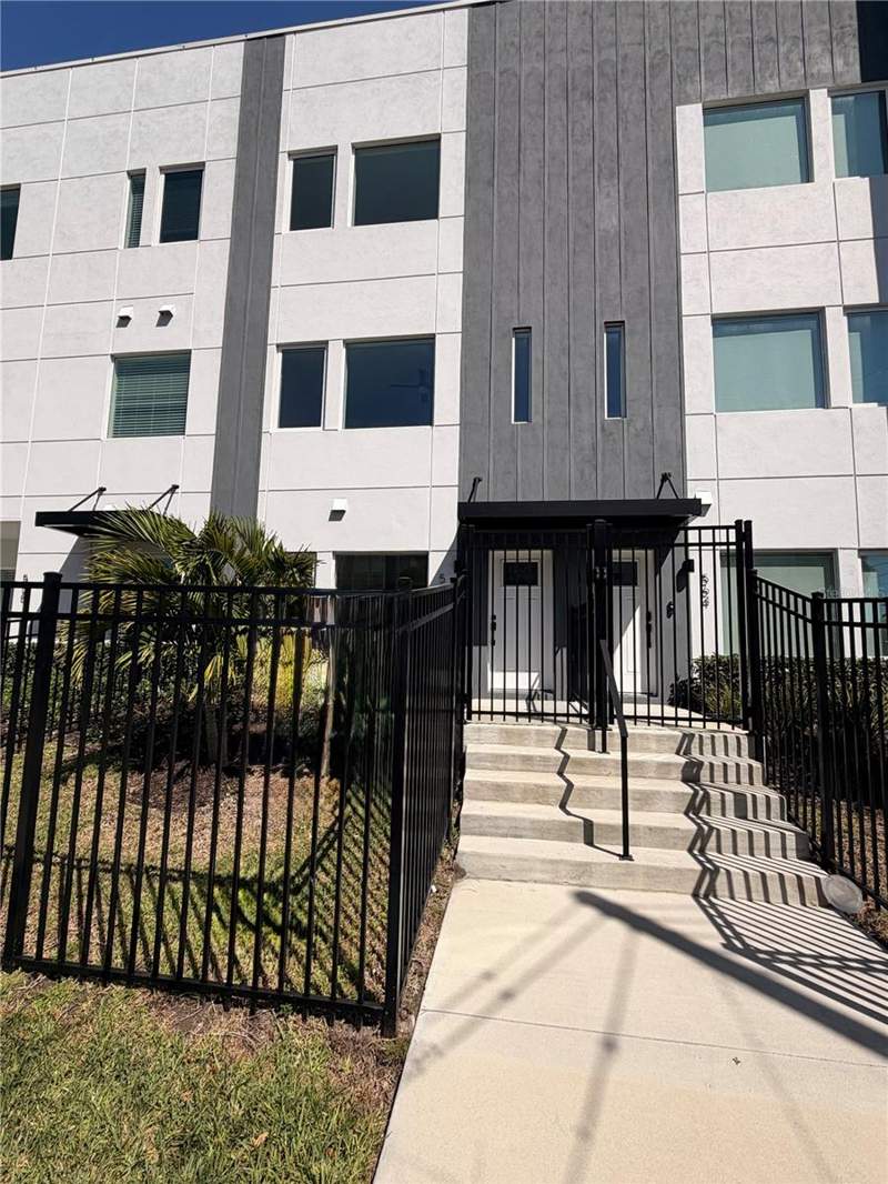 Innovation Townhomes