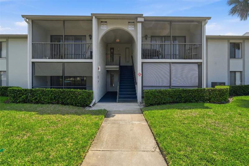 Pine Ridge Club VillageCondos for Sale in Sanford, FL