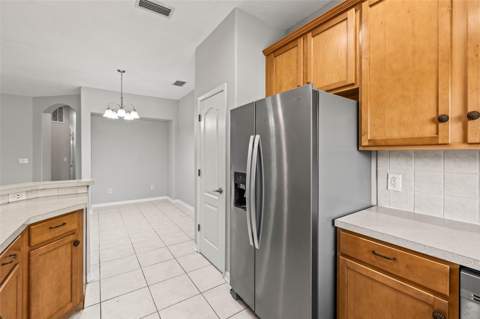 10418 Tulip Field Way, Riverview FL - photo 8 of 35