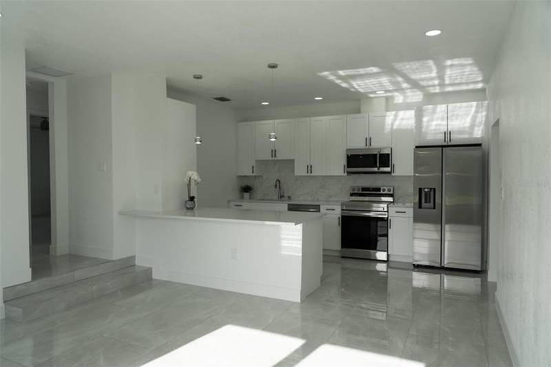 3 bedroom Single Family Residence at 2464 Warne Street, Port Charlotte Sec 045, Port Charlotte — photo 5