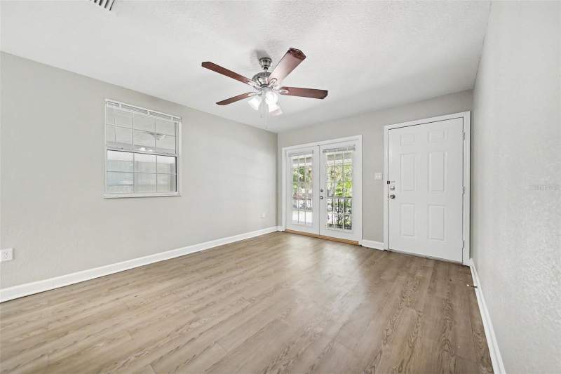 3 bedroom Single Family Residence at 1109 Inland Street, Leesburg Oakhill Park, Leesburg — photo 4