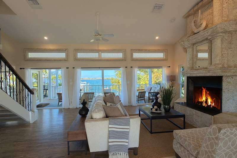 5 bedroom Single Family Residence at 255 46th Avenue, Lido Gardens Second Add Rep, St Pete Beach — photo 5