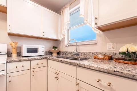 5925 Shore Boulevard #405, Gulfport FL - photo 16 of 65