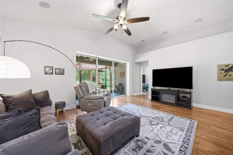10106 Caraway Spice Avenue, Riverview FL - photo 7 of 36