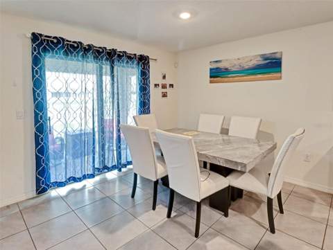 1202 Tahitian Sunrise Drive, Plant City FL - photo 10 of 15