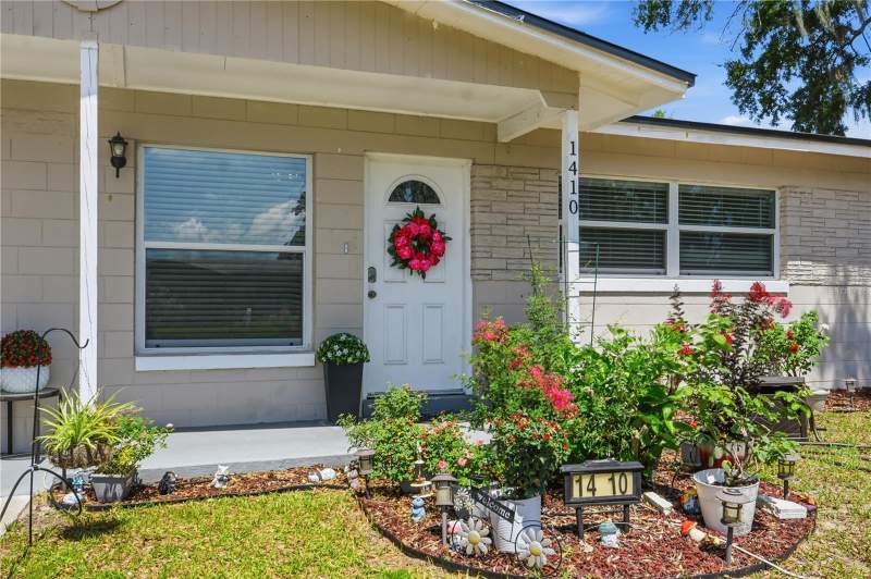 4 bedroom Single Family Residence at 1410 Kozart Court, Malibu Groves Fourth Add, Orlando — photo 2