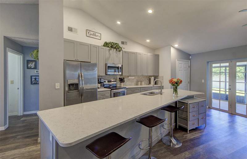 4 bedroom Single Family Residence at 13222 Pine Creek Circle, Meadowbrooke At Summerfield Un, Riverview — photo 5
