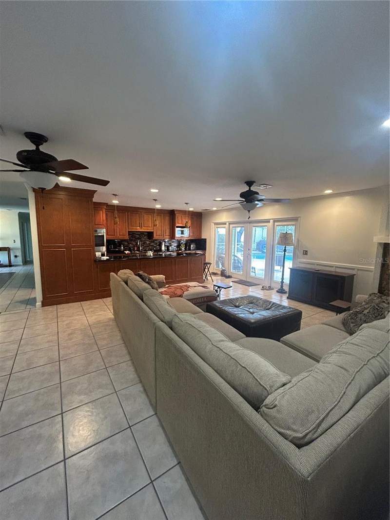 4 bedroom Single Family Residence at 2935 Plantation Road, Cypresswood Plantation, Winter Haven — photo 4