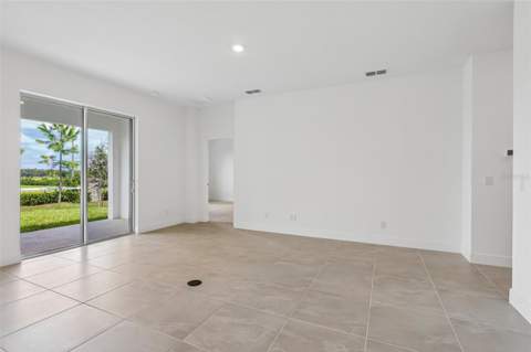 7272 Rolling Leaf Road, Groveland FL - photo 8 of 31