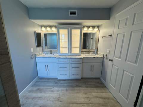 1806 Lago Vista Boulevard, Palm Harbor FL - photo 15 of 31