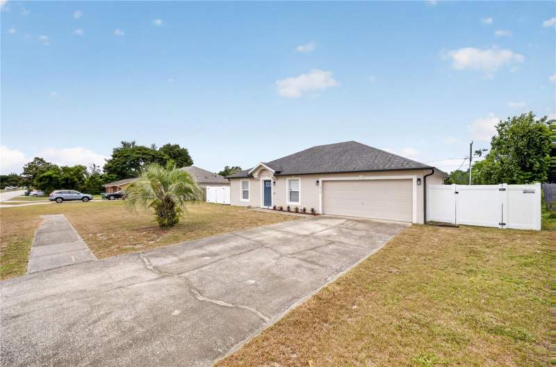 3 bedroom Single Family Residence at 2918 Chalmer Street, Deltona Lakes Unit 34, Deltona — photo 4