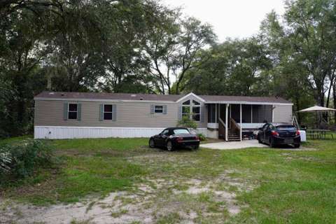 12330 NE 77Th Court, home for sale in Bronson 32621