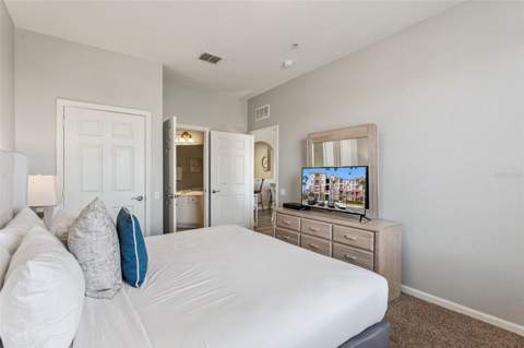 4862 Cayview Avenue #403, Orlando FL - photo 17 of 64