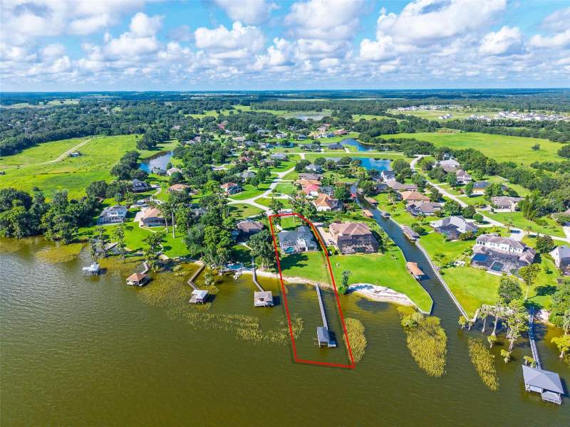 4 bedroom Single Family Residence at 7303 Birds Nest Court, Lakes & Springs, Yalaha — photo 4