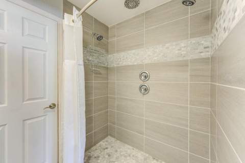 900 N Harbor Terrace, Tavares FL - photo 17 of 58