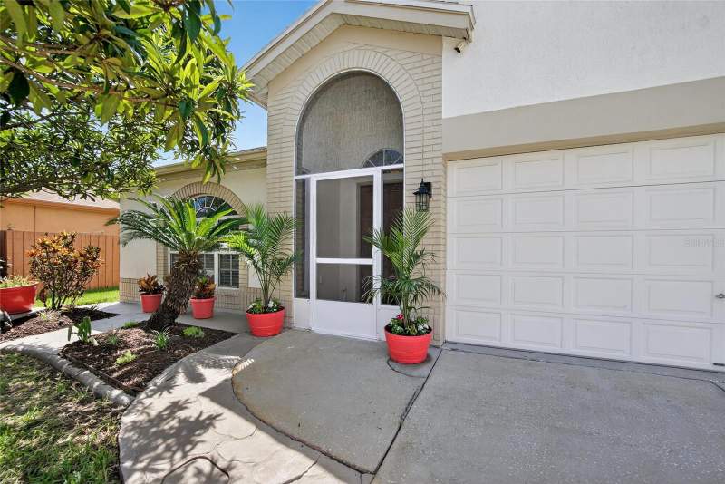 3 bedroom Single Family Residence at 13029 Prestwick Drive, Clubhouse Estates At Summerfie, Riverview — photo 2