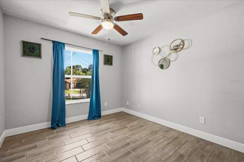 524 E Hillcrest Street, Altamonte Springs FL - photo 18 of 33