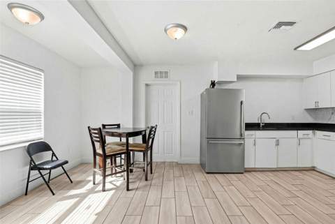 2521 W Crest Avenue, Tampa FL - photo 6 of 6