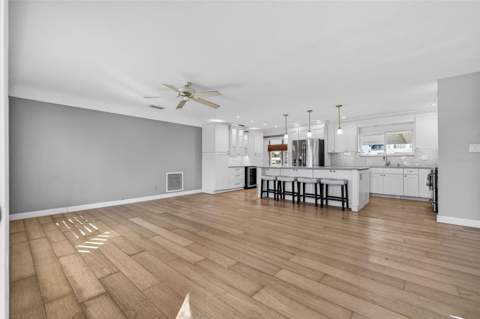 1276 37th Avenue, St Petersburg FL - photo 6 of 6