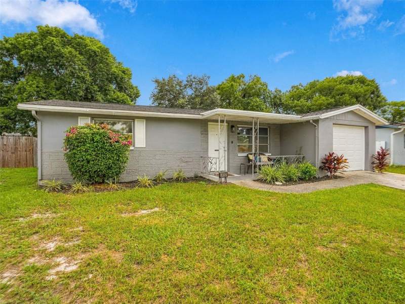 2 bedroom Single Family Residence at 9850 Richwood Lane, The Lakes, Port Richey — photo 3