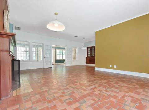 1326 NW 10th Avenue, Gainesville FL - photo 9 of 41