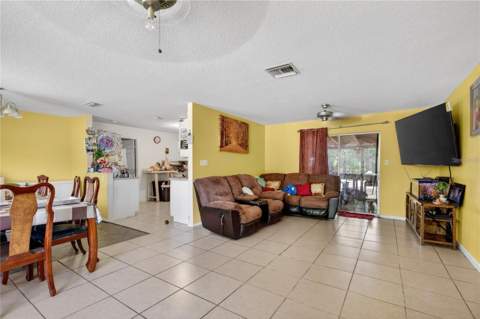 1400 N Simpson Street, Mount Dora FL - photo 7 of 25