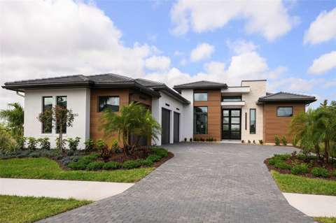 8613 Sandpoint Street, home for sale in Sarasota 34240
