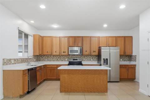 2830 Paynes Prairie Circle, Kissimmee FL - photo 12 of 42
