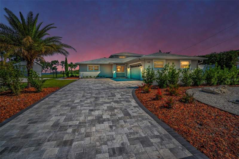 3 bedroom Single Family Residence at 1620 Sea Breeze Drive, Sea Breeze Island, Tarpon Springs — photo 2