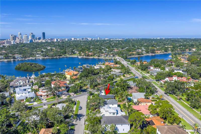 2 bedroom Single Family Residence at 200 Lamara Way, Snell Isle Brightwaters Rep Pts Of Sec 1 & 2, St Petersburg — photo 4