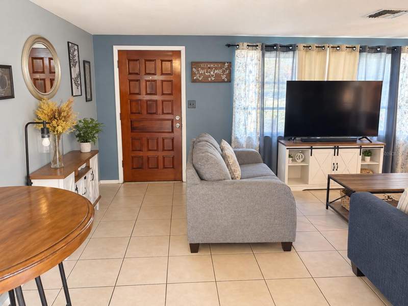 3 bedroom Single Family Residence at 9416 Palm Avenue, Embassy Hills Unit 1 Pb 11 Pgs, Port Richey — photo 3