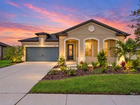8190 Olive Brook Drive, golf community for sale in Wesley Chapel