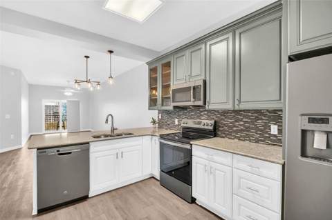 316 8th Street #703, St Petersburg FL - photo 10 of 58