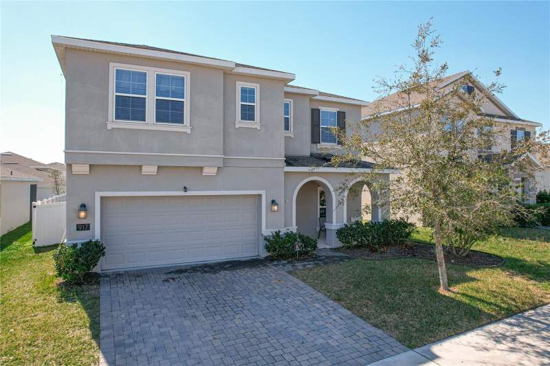 Waterside At Estates