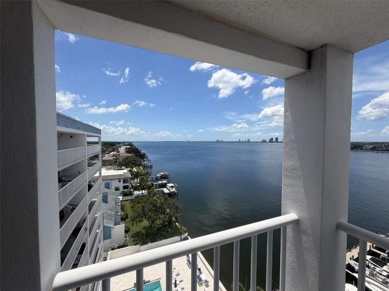 2 bedroom Condominium at 2 Adalia Avenue #1004, Adalia Bayfront Condo, Tampa — photo 3