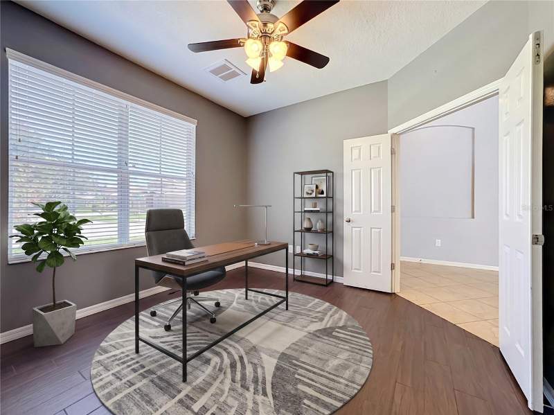 3 bedroom Single Family Residence at 10110 HOLLAND ROAD, AVELAR CREEK NORTH, RIVERVIEW — photo 4