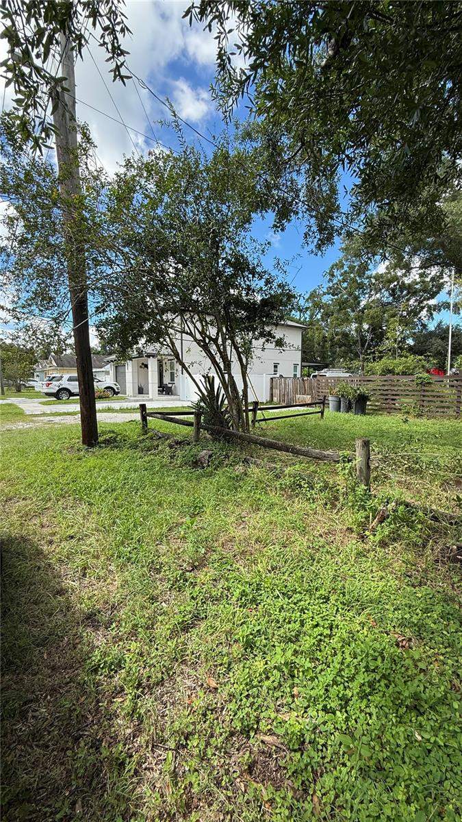 3 bedroom Single Family Residence at 8602 N Rome Avenue, Oakwood Manor, Tampa — photo 5