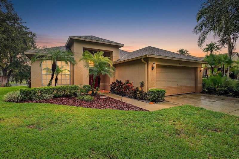 3 bedroom Single Family Residence at 8417 Fenwick Avenue, Richmond Place Ph 1, Tampa — photo 1