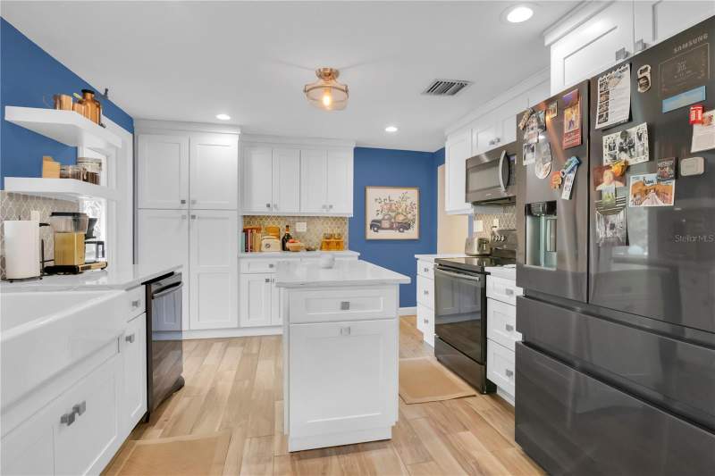 4 bedroom Single Family Residence at 5020 SAINT MARIE AVENUE, LAKE CONWAY ESTATES, BELLE ISLE — photo 4