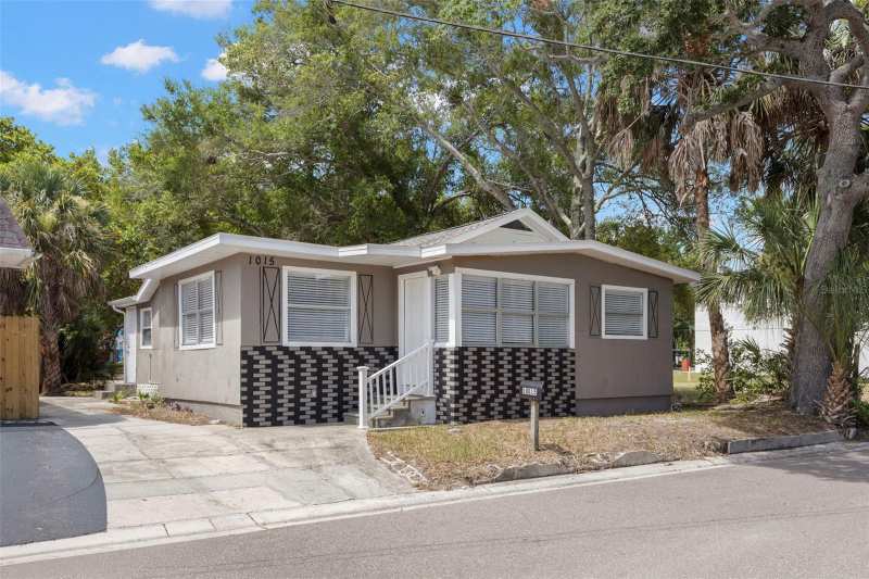 3 bedroom Single Family Residence at 1015 Metto Street, Masons I A, Clearwater — photo 1