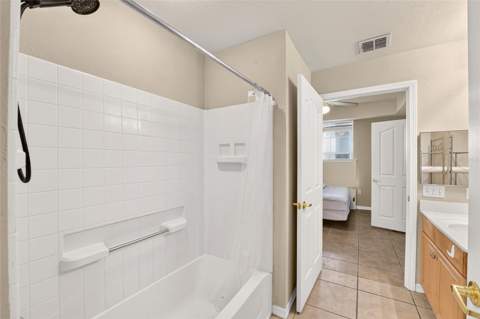 2245 NW 16th Terrace #2245, Gainesville FL - photo 10 of 31