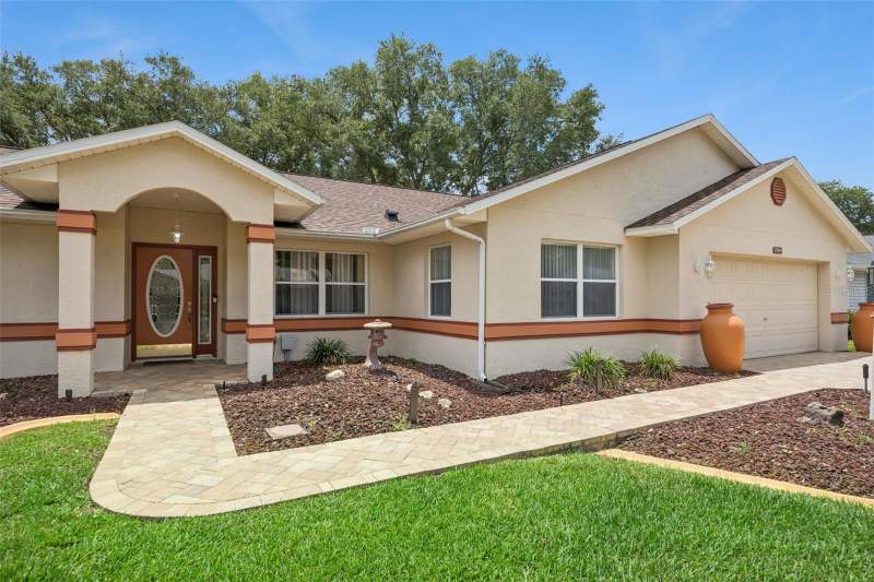 3 bedroom Single Family Residence at 25904 Newcombe Circle, Highland Lakes Ph 01B, Leesburg — photo 3