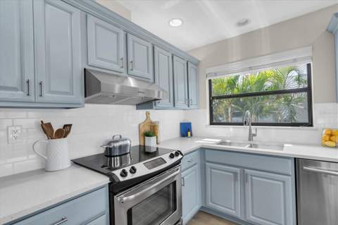 212 Westwinds Drive, Palm Harbor FL - photo 16 of 41