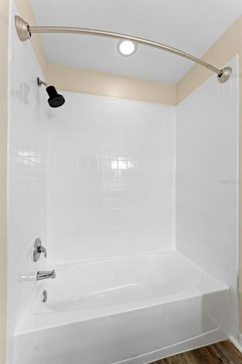 8421 Edgewater Place Boulevard, Tampa FL - photo 15 of 31