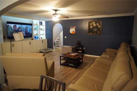 4730 Ashburn Pond Way, Tampa FL - photo 8 of 41