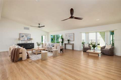 2063 Illinois Avenue, St Petersburg FL - photo 18 of 42