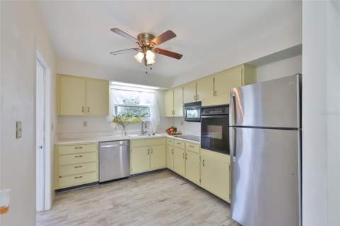 1216 Valley Forge Boulevard, Sun City Center FL - photo 24 of 35